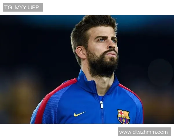 球星西装走秀与足球赛场完美结合展现时尚与运动的双重魅力